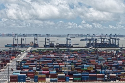 上海港 新たなグリーン海運回廊を複数構築