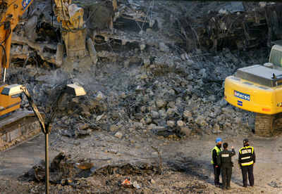 空港爆破テロ事件、行方不明2人の安否はほぼ絶望的 - スペイン