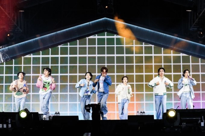 2030年釜山万国博覧会（EXPO）誘致招致祈願コンサート「Yet To Come in BUSAN」（写真=BIGHIT MUSIC提供）(c)news1