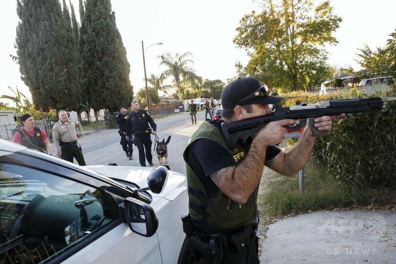 米加州の銃乱射、容疑者の男女射殺 アサルトライフルや拳銃で武装