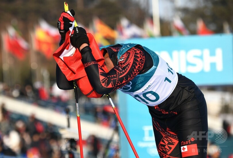 上半身裸のトンガ旗手が完走、最下位は免れる クロカン男子15km