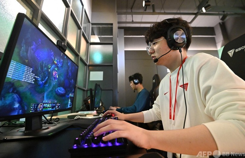 eスポーツ強豪国・韓国のトップチーム「T1」 ジムも完備し精鋭育成