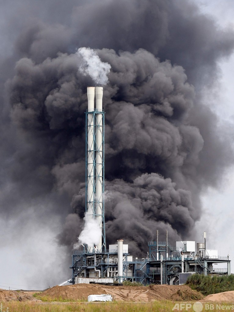 ドイツ工業団地で爆発 2人死亡、5人不明