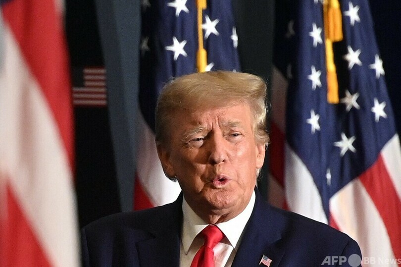 トランプ氏、24年大統領選出馬を示唆 米首都で講演