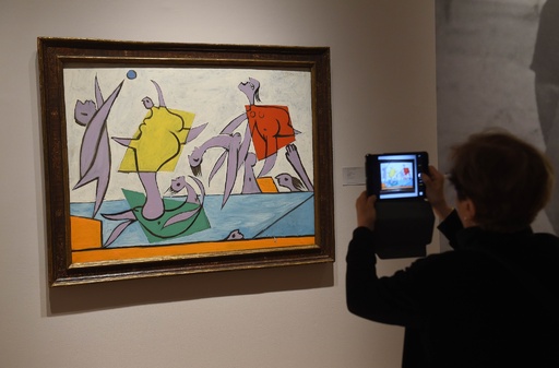 シュルレアリスム時代のピカソ作品に32億円、米競売 写真7枚 国際