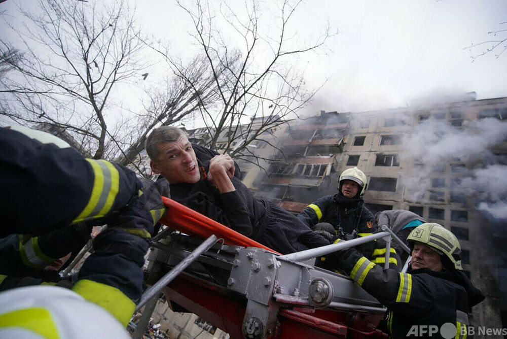 ウクライナ首都、35時間の外出禁止令　ロシア軍の攻撃受(3/15・クリチコ市長)  [少考さん★]YouTube動画>14本 ->画像>11枚 