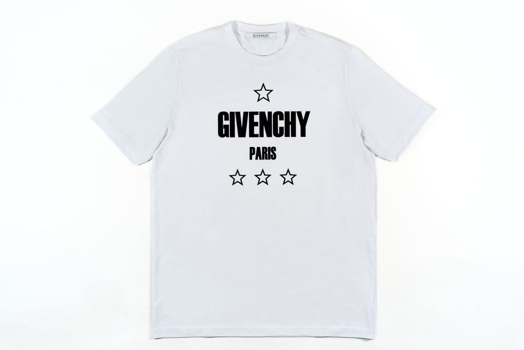 「ジバンシィ」阪急うめだ本店リニューアル記念、限定Tシャツ発売