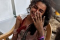 イスラエル軍の攻撃で負傷し、病院に連れて来られたパレスチナ人の少女。パレスチナ自治区ガザ地区南部ラファで（2023年10月12日撮影）。(c)SAID KHATIB / AFP