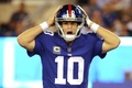 17NFL第2週、ニューヨーク・ジャイアンツ対デトロイト・ライオンズ。プレーコールを出すニューヨーク・ジャイアンツのQBイーライ・マニング（2017年9月18日撮影）。(c)AFP/Getty Images/Abbie Parr