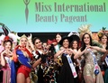 都内で開催された「ミス・インターナショナルビューティ・ページェント2016」のフォトセッション（2016年10月11日撮影）。(c)AFP/TOSHIFUMI KITAMURA