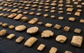 2011年に英首都ロンドンで押収された、古代メソポタミアのくさび形文字が刻まれた粘土板（2019年8月30日提供）。(c)AFP PHOTO / BRITISH MUSEUM