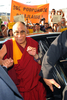 スロバキアの首都ブラチスラバ（Bratislava）を訪問したチベット仏教の最高指導者ダライ・ラマ（Dalai Lama）14世（2009年9月9日撮影）。(c)AFP/SAMUEL KUBANI