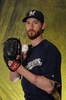 米大リーグのミルウォーキー・ブルワーズ（Milwaukee Brewers）が17日、キャンプ地の米アリゾナ（Alizona）州メリーベル（Maryvale）でメディア向けのフォトデーを開催した。

ポーズをとるジョン・アックスフォード（John Axford、2013年2月17日撮影）。(c)AFP/Getty Images/Rich Pilling