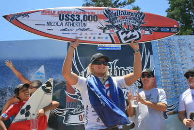 ＜サーフィン ビラボン・ASPジュニア選手権＞アサートン 第1戦を制す - オーストラリア