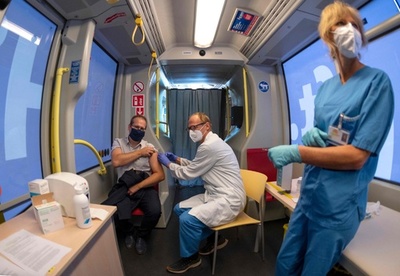 「ワクチン電車」でインフル予防、同時流行阻止へ新戦法 ウィーン