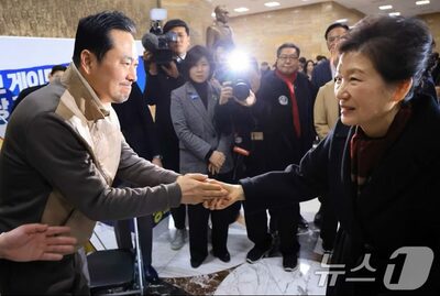韓国・野党代表の断食8日で保守結集…政界復帰で始まる試練の一手