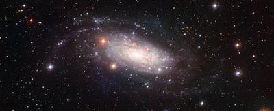 バルジのない渦巻銀河、NGC 3621