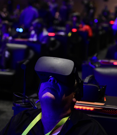 高所恐怖症、PTSD、上がり症もVRで克服 専用アプリ開発