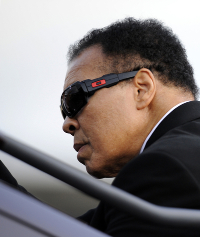 モハメド・アリ、曾祖父の故郷アイルランドで名誉市民に