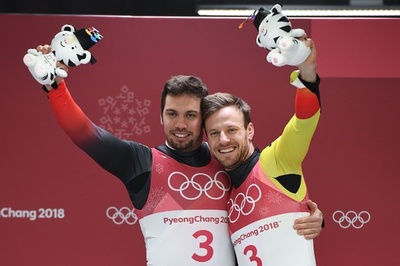 ドイツのトビアス組が連覇、リュージュ2人乗り