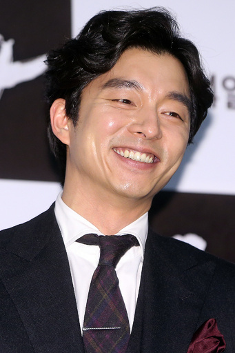 コン・ユ主演映画『容疑者』、試写会開催