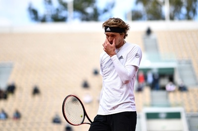 ズベレフ「プレーすべきじゃなかった」 体調不良を明かす