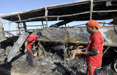 パキスタン南西部で自動車爆弾爆発、巡礼者19人死亡