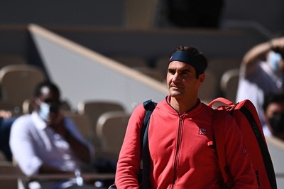 ウィンブルドン見据えるフェデラー、前哨戦で膝の状態確認