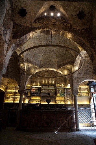 12世紀のトルコ式公衆浴場、バー改装工事で発見 スペイン 