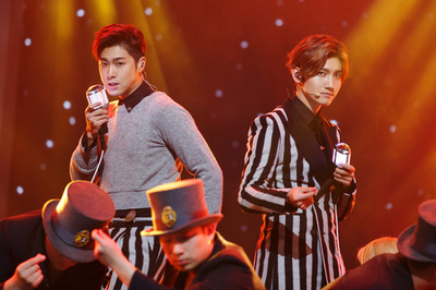 東方神起、音楽番組「エム・カウントダウン」に登場