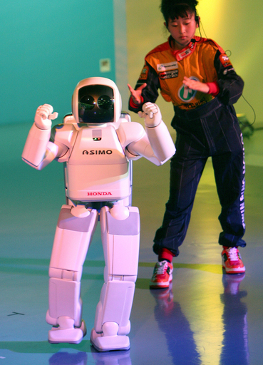 栃木で「ロボットワールド2007」開幕