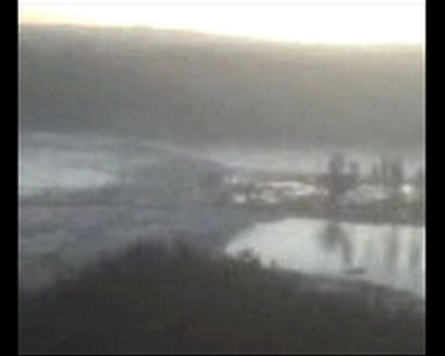 チリ大地震の津波映像を初公開、地元男性が携帯電話で撮影