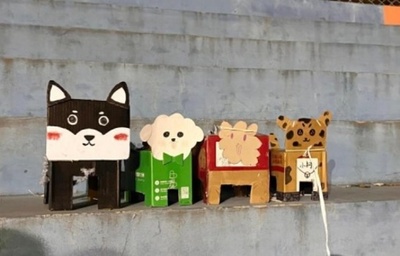 「紙のペット」を飼う中国の学生たち 「散歩」や「結婚式」も