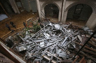 激戦続いたアレッポの教会でクリスマスの準備