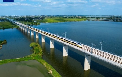 上海―浙江間高速鉄道 総合試験で385キロの最高時速達成