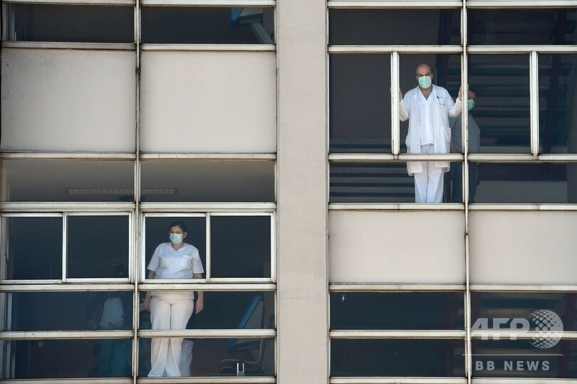 スペインの死者、4000人突破 増加率は減少 新型コロナ