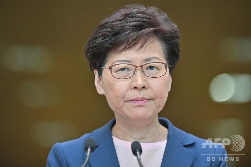 香港行政長官、「逃亡犯条例」改正案は「死んだ」