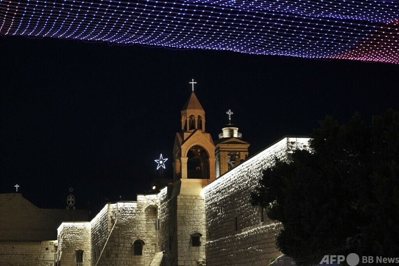 世界のクリスマス、今年もコロナ禍で縮小