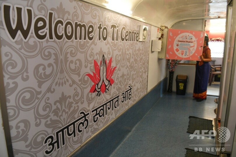 インド女性に朗報、清潔で安全な「移動式トイレ」 利用料は1回7円