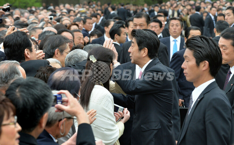 都内で安倍首相主催の「桜を見る会」