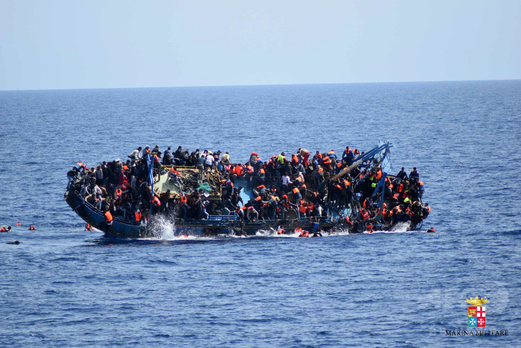地中海で死亡の移民 難民 3000人超える 写真1枚 国際ニュース Afpbb News
