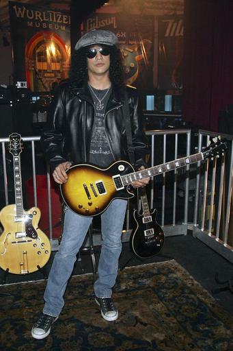 国際家電展示会 Ces でスラッシュがギブソンのギターをpr 米国 写真3枚 国際ニュース Afpbb News