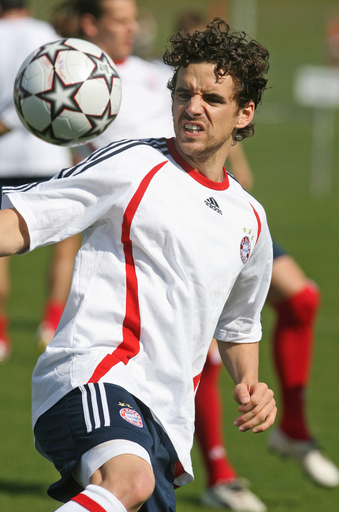 マンチェスター・ユナイテッド ハーグリーブス獲得を発表 写真3