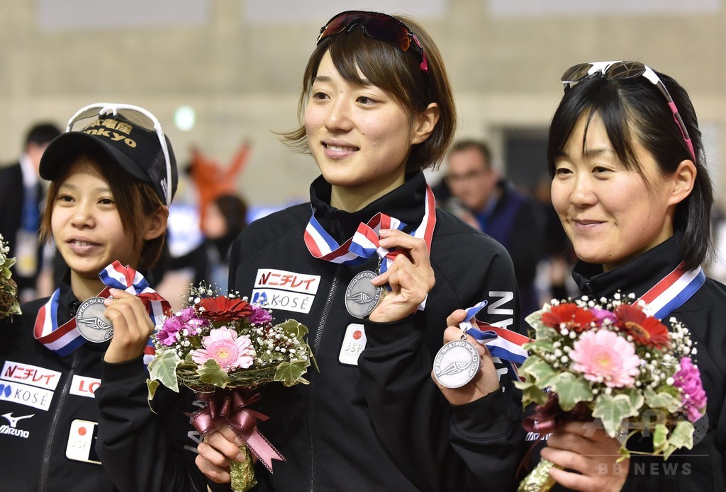 日本が女子チームパシュートで2位、スピードスケートW杯 写真3枚 国際ニュース:AFPBB News