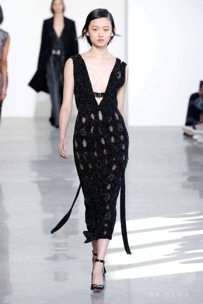 「カルバン クライン」16/17年秋冬コレクション