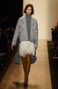 米ニューヨーク市内で発表された「BCBG マックス・アズリア」15/16年秋冬コレクション（2015年2月12日撮影）。(c)AFP/Getty Images/Frazer Harrison