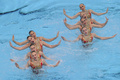 第15回世界水泳選手権（15th FINA World Championships）は22日、スペイン・バルセロナ（Barcelona）でシンクロナイズドスイミングのチームテクニカルルーティン（TR）決勝が行われ、ロシアが96.6点で金メダルに輝いた。

94.4点を記録したスペインが銀メダル、93.3点を記録したウクライナが銅メダルを獲得した。

演技に臨むロシアの選手（2013年7月22日撮影）。(c)AFP/JOSEP LAGO