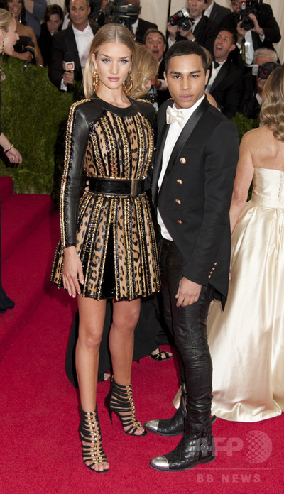 バルマン」のオリヴィエ・ルスタン、「路面店よりインスタグラム