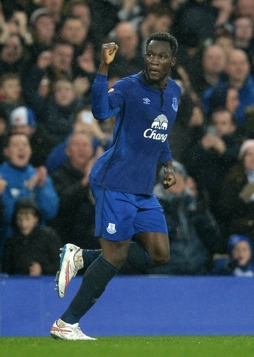 エバートンがディナモ・キエフに競り勝つ、ヨーロッパリーグ