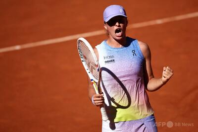 シフィオンテク、サバレンカらが順当に16強入り 全仏OP